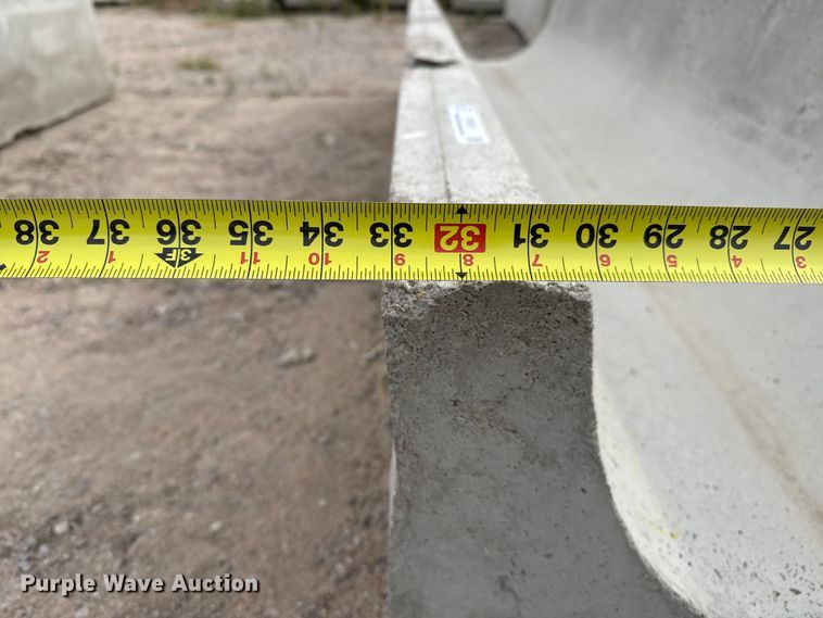 image for item EP0870 (9) concrete feed bunks