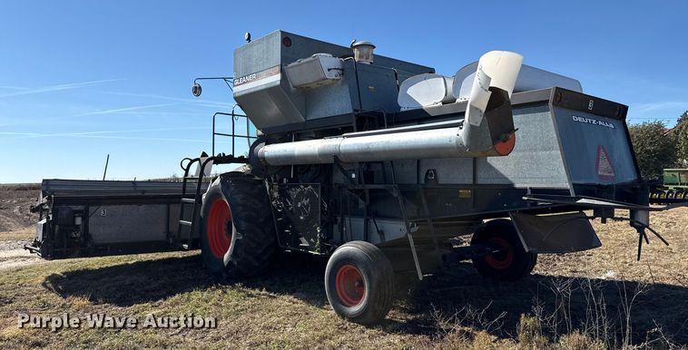 image for item EP0878 1985 Gleaner L3 combine