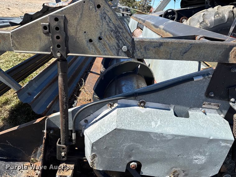 image for item EP0878 1985 Gleaner L3 combine