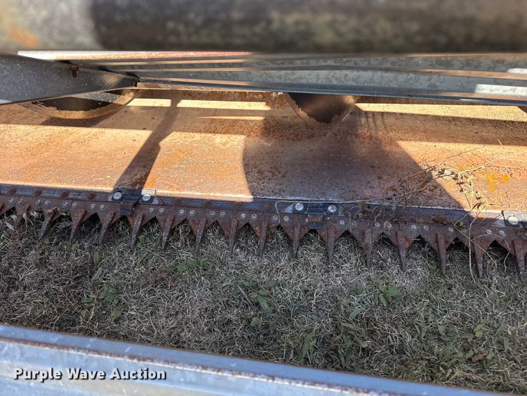 image for item EP0878 1985 Gleaner L3 combine