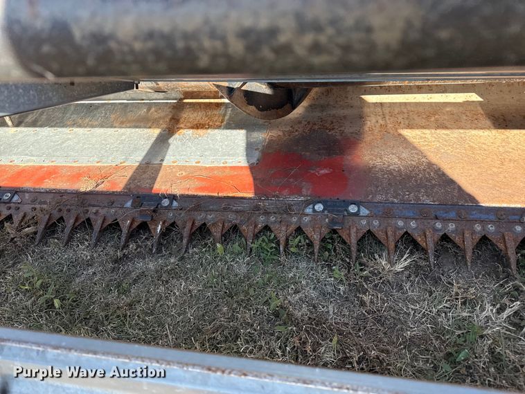 image for item EP0878 1985 Gleaner L3 combine