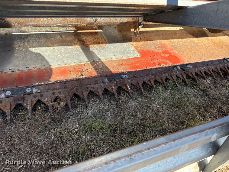 image for item EP0878 1985 Gleaner L3 combine