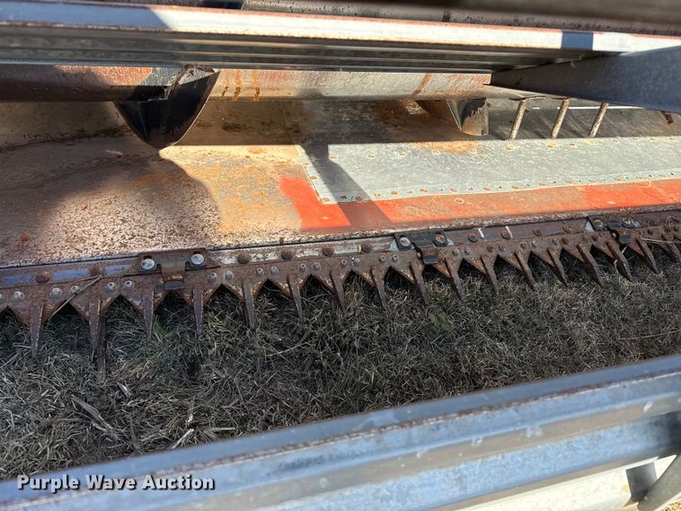 image for item EP0878 1985 Gleaner L3 combine