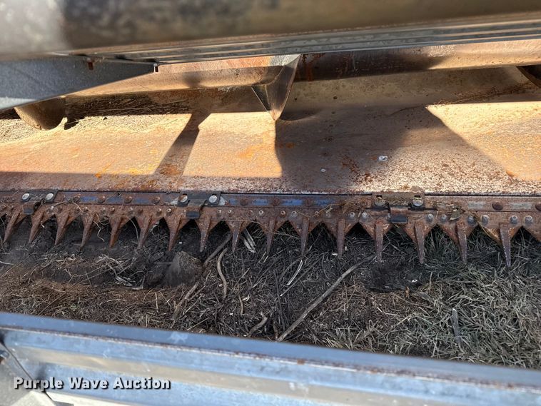 image for item EP0878 1985 Gleaner L3 combine