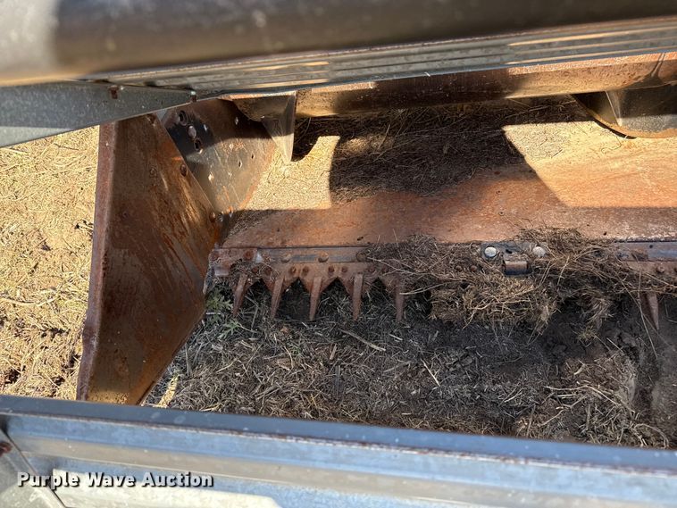 image for item EP0878 1985 Gleaner L3 combine