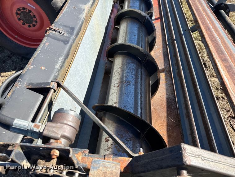 image for item EP0878 1985 Gleaner L3 combine