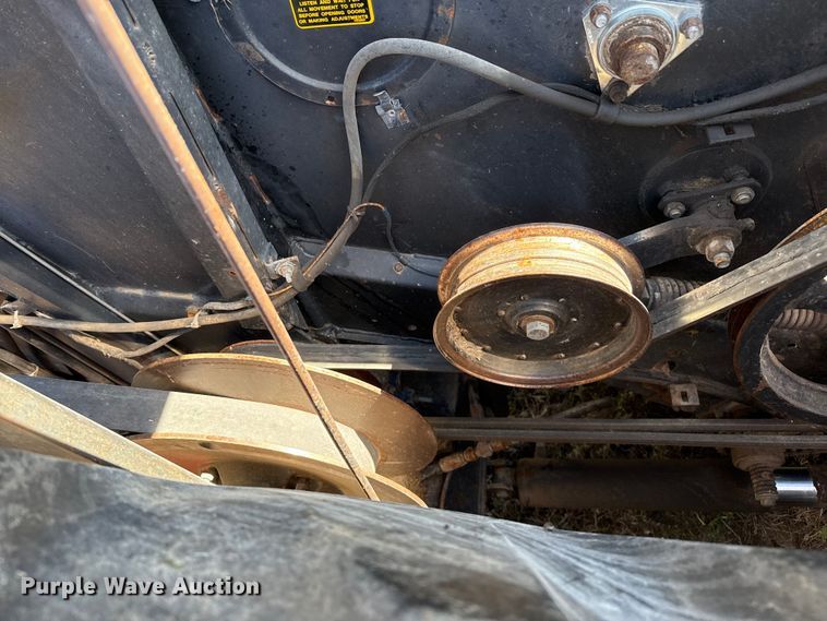 image for item EP0878 1985 Gleaner L3 combine