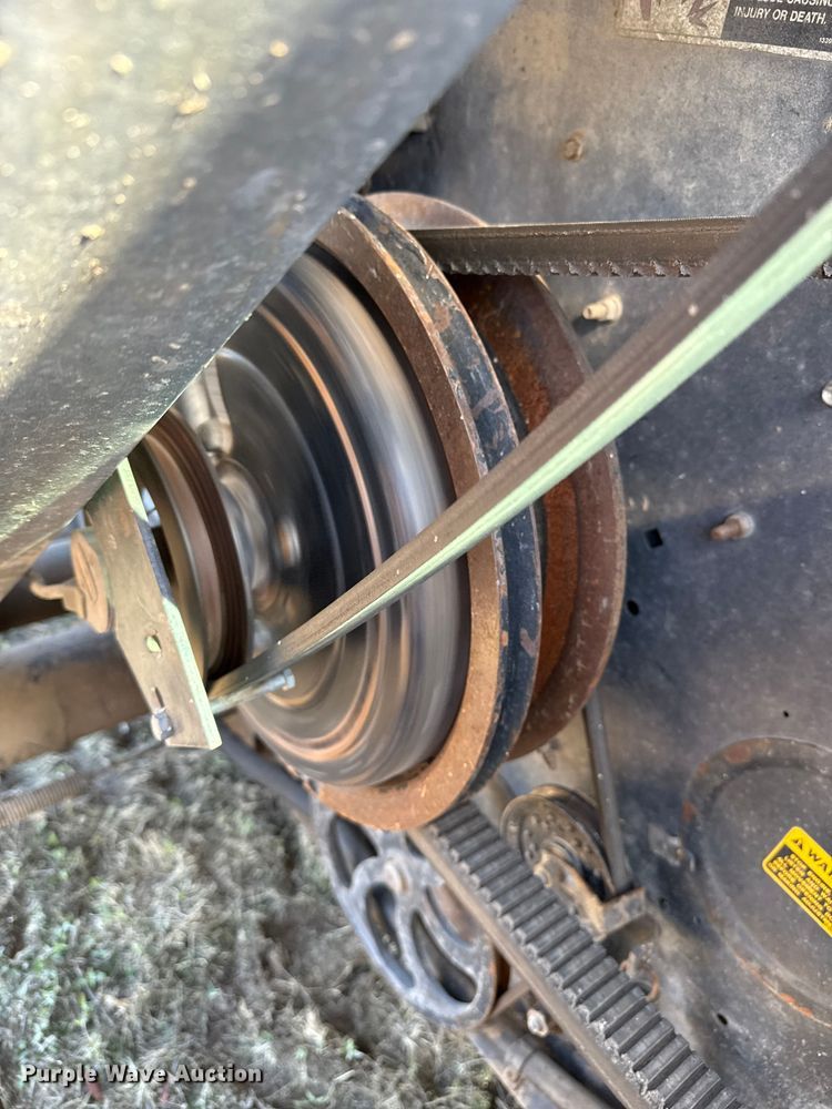 image for item EP0878 1985 Gleaner L3 combine