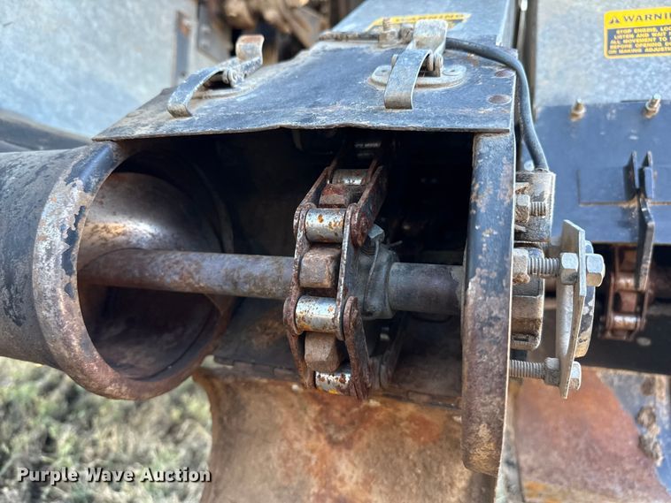 image for item EP0878 1985 Gleaner L3 combine