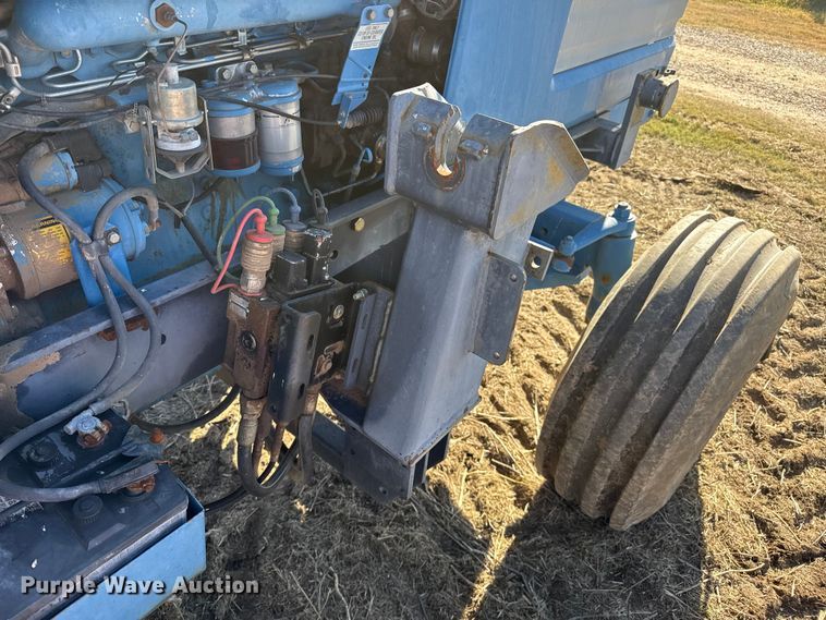 image for item EP0879 Ford TW-25 tractor