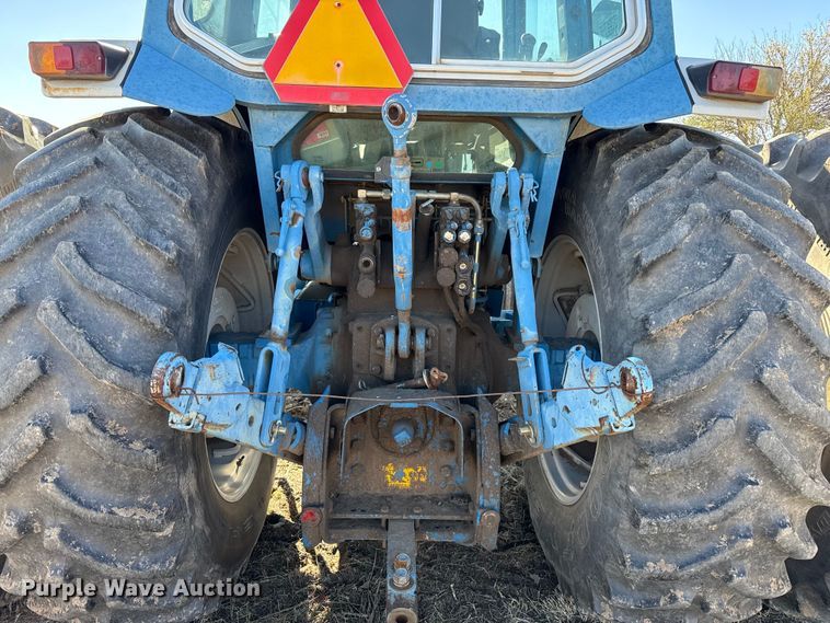 image for item EP0879 Ford TW-25 tractor