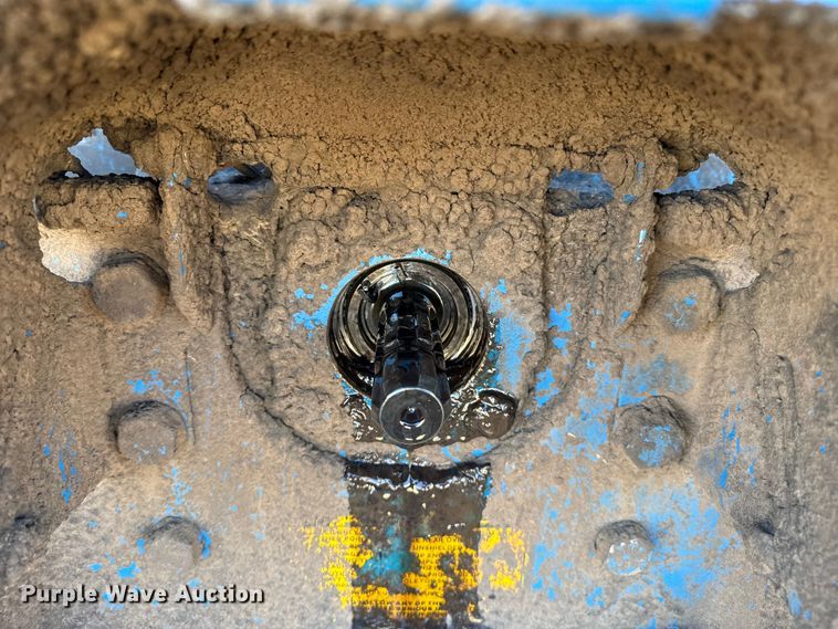 image for item EP0879 Ford TW-25 tractor