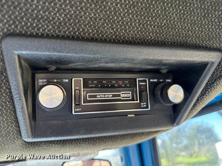 image for item EP0879 Ford TW-25 tractor