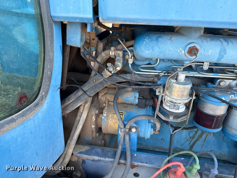 image for item EP0879 Ford TW-25 tractor