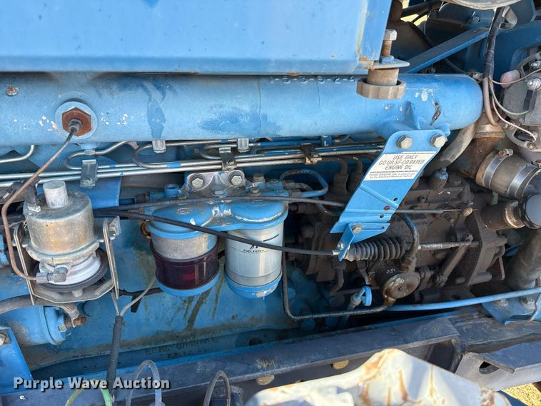 image for item EP0879 Ford TW-25 tractor