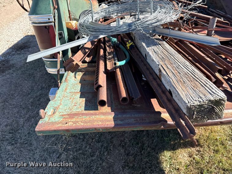 image for item EP0883 Pickup truck bed trailer