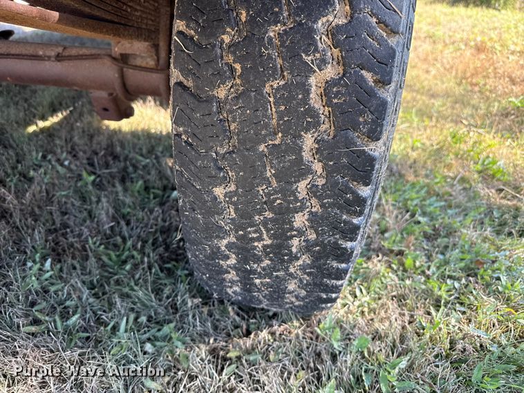 image for item EP0883 Pickup truck bed trailer