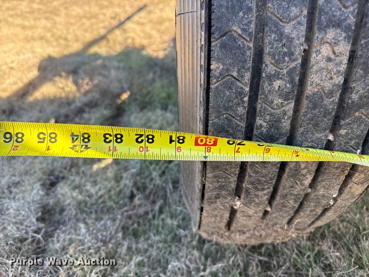 image for item EP0887 Hay Express 6 hay bale trailer