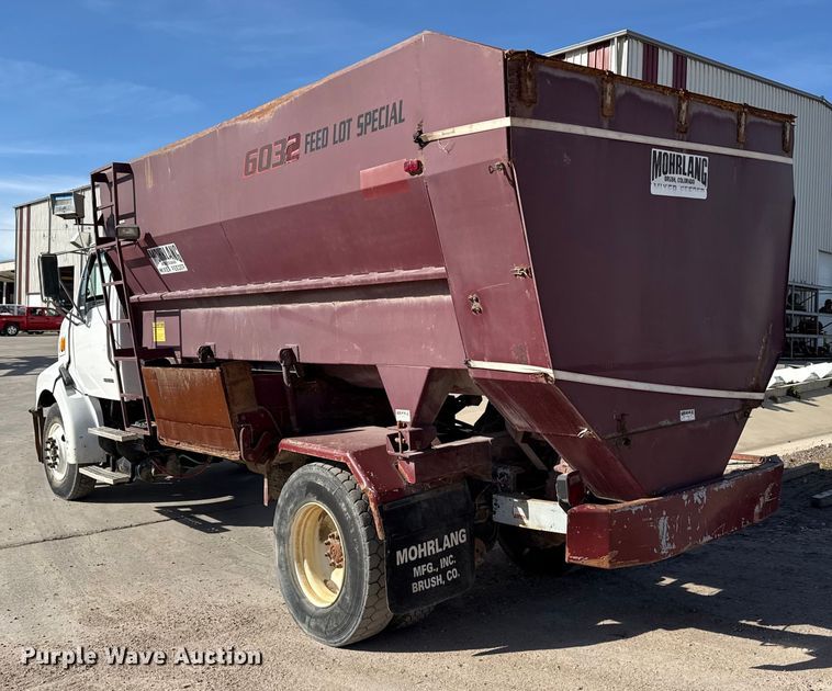image for item EP0890 2006 Sterling L8500 feed mixer truck