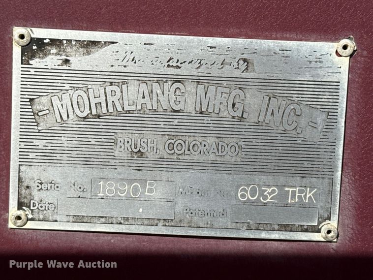 image for item EP0890 2006 Sterling L8500 feed mixer truck