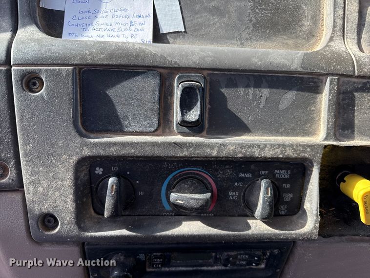 image for item EP0890 2006 Sterling L8500 feed mixer truck