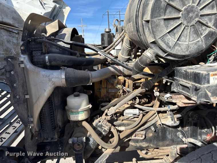 image for item EP0890 2006 Sterling L8500 feed mixer truck