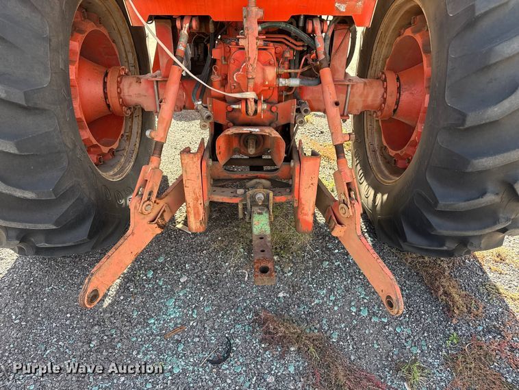 image for item EP0894 1973 Case 1175 tractor