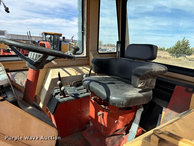 image for item EP0894 1973 Case 1175 tractor