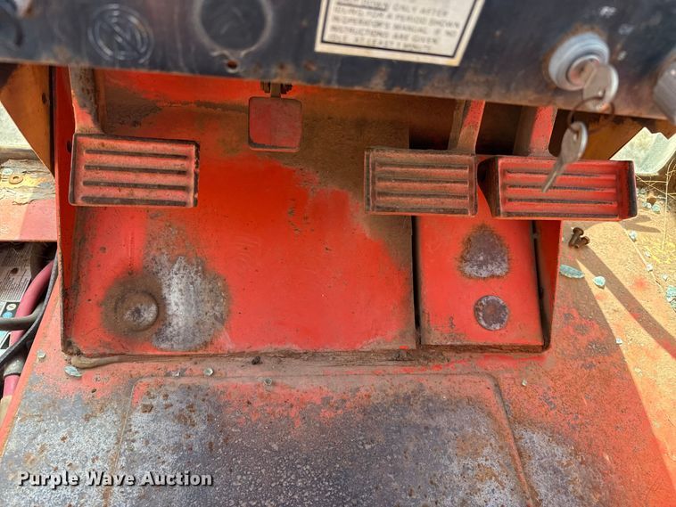 image for item EP0894 1973 Case 1175 tractor