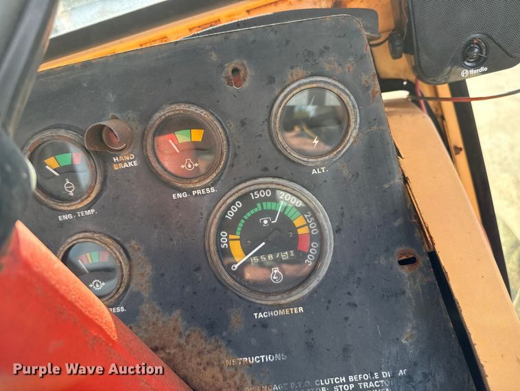 image for item EP0894 1973 Case 1175 tractor