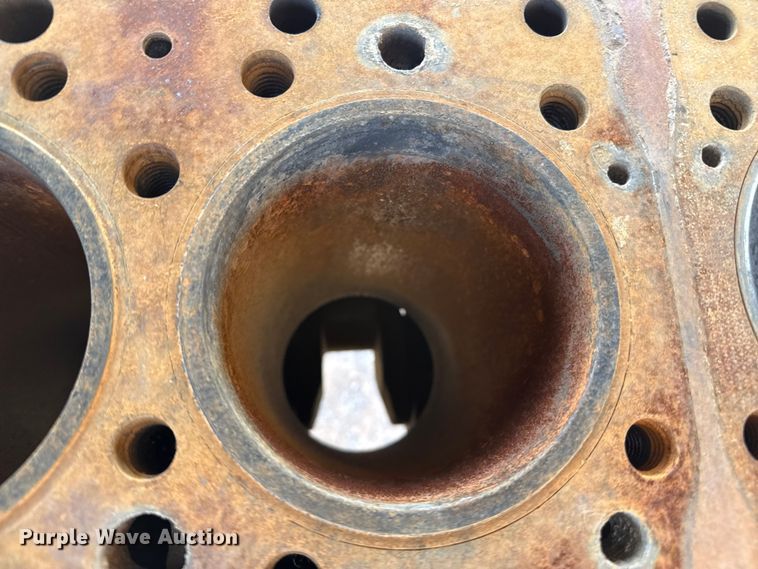 image for item EP0894 1973 Case 1175 tractor