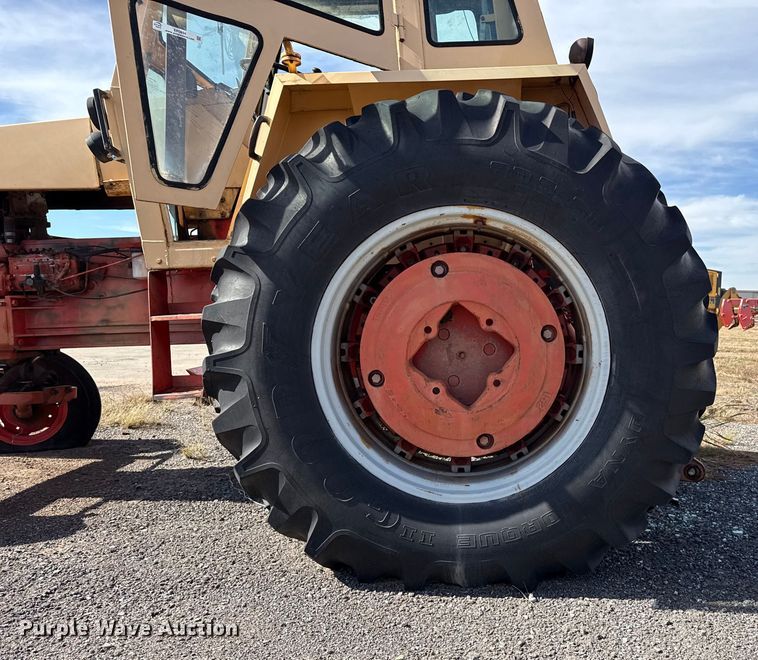 image for item EP0894 1973 Case 1175 tractor