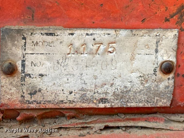 image for item EP0894 1973 Case 1175 tractor