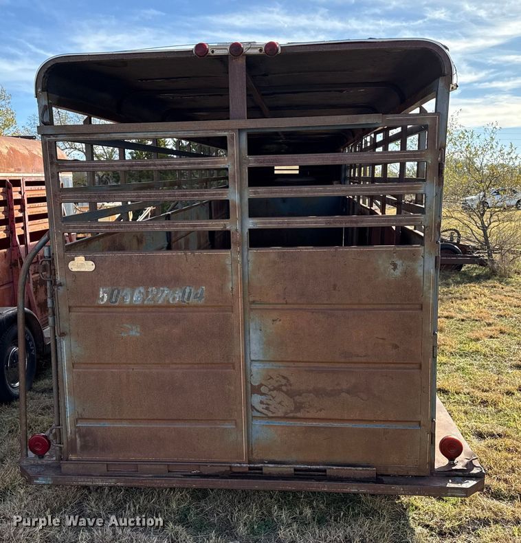 image for item EP0940 Turnbow livestock trailer