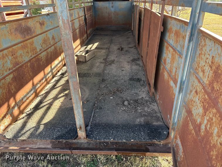 image for item EP0940 Turnbow livestock trailer