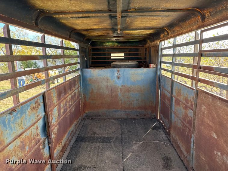 image for item EP0940 Turnbow livestock trailer