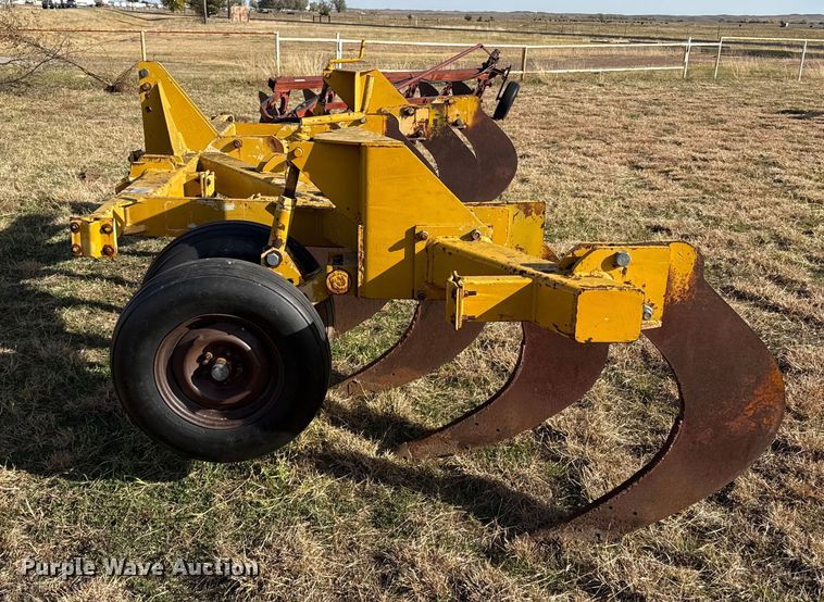 image for item EP0942 Big Ox ripper