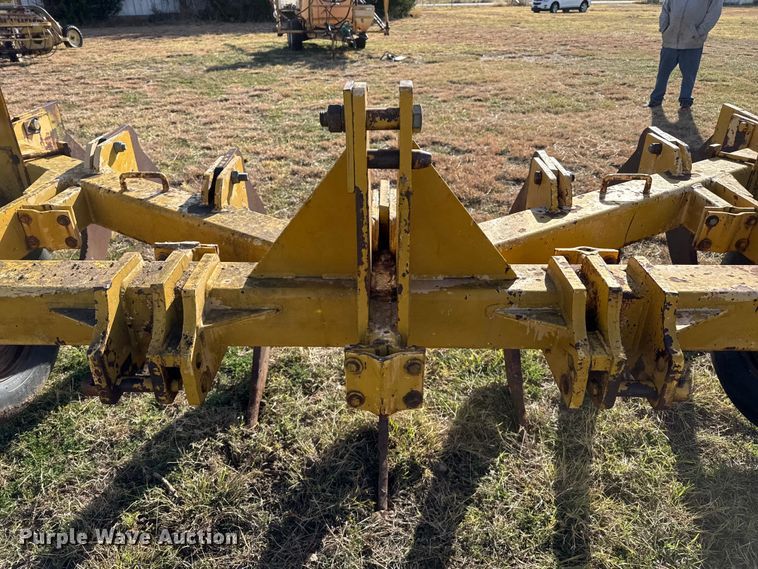 image for item EP0942 Big Ox ripper