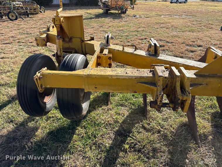 image for item EP0942 Big Ox ripper