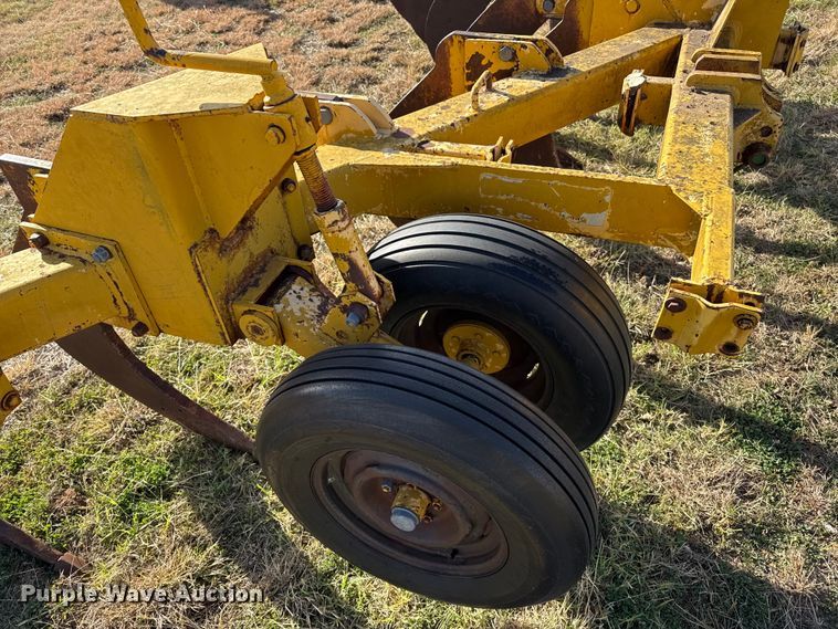 image for item EP0942 Big Ox ripper