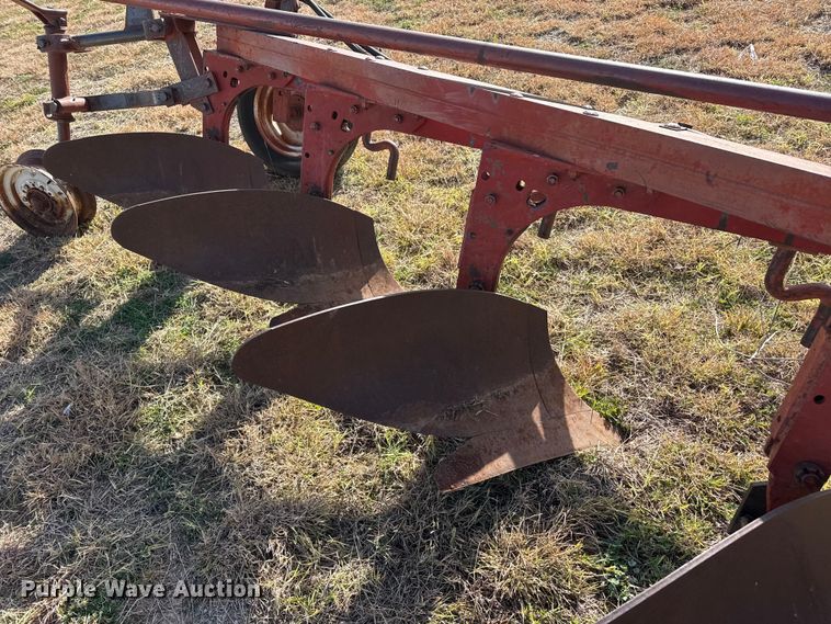 image for item EP0943 Plow