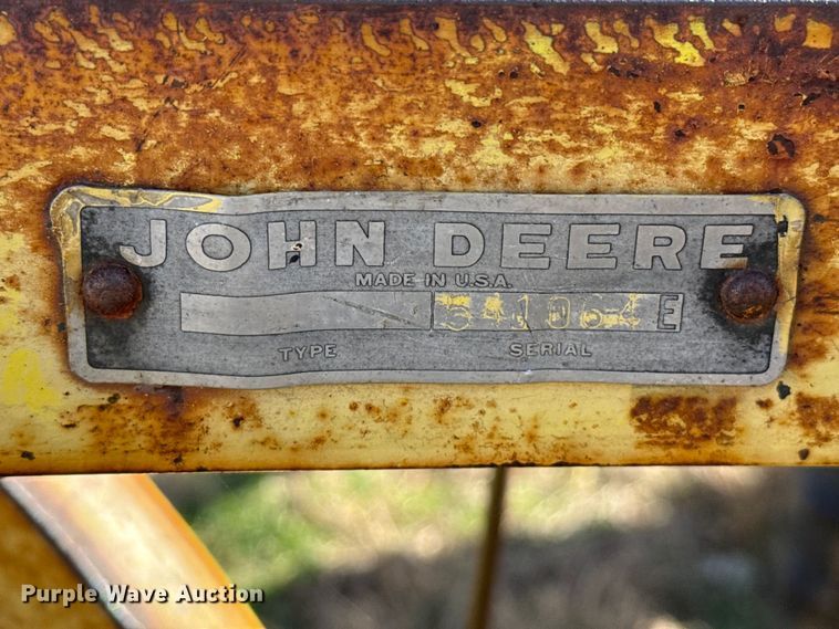 image for item EP0944 (2) John Deere hay rakes