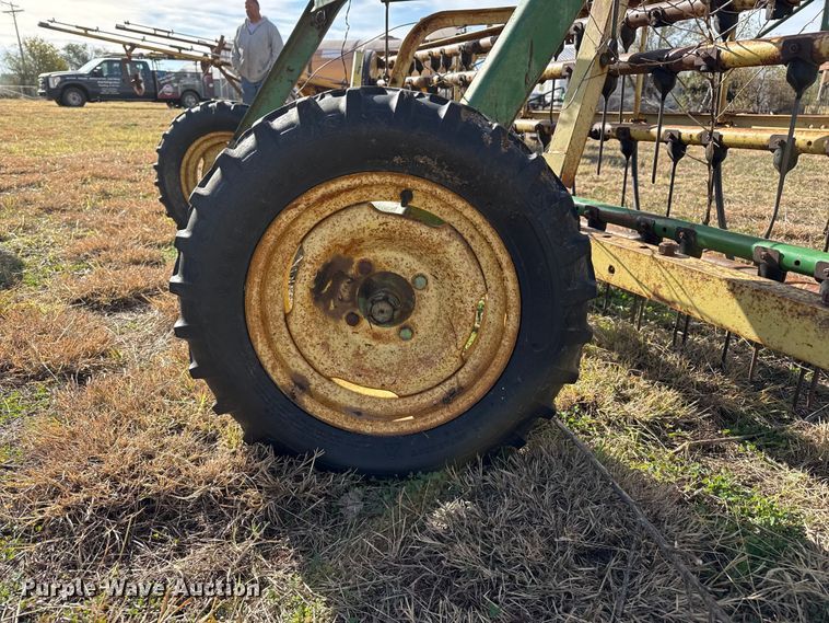 image for item EP0944 (2) John Deere hay rakes