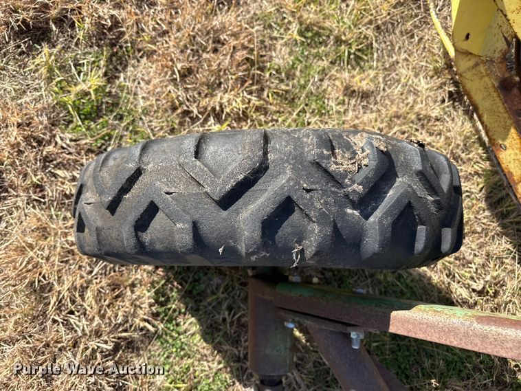 image for item EP0944 (2) John Deere hay rakes