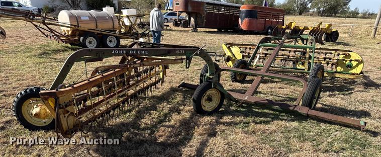 image for item EP0944 (2) John Deere hay rakes