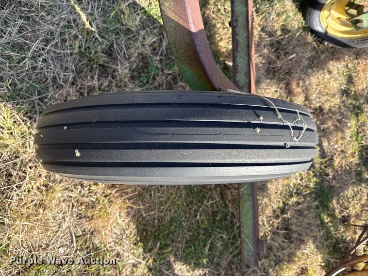 image for item EP0944 (2) John Deere hay rakes