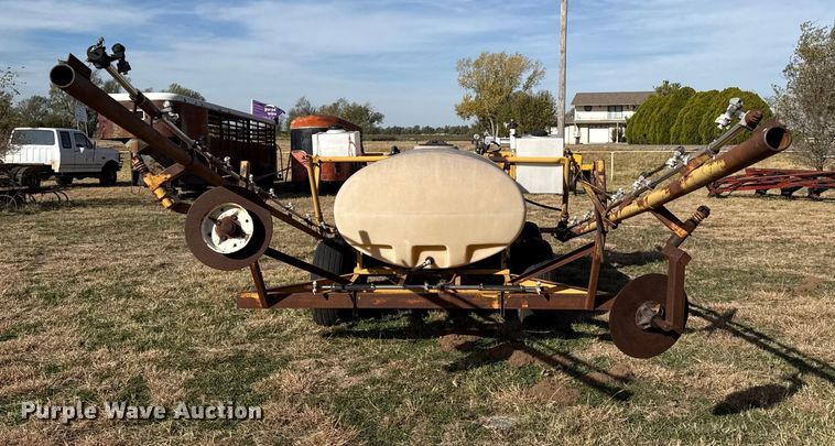 image for item EP0945 sprayer trailer