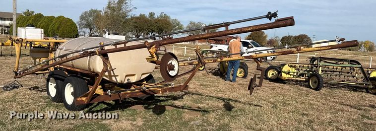 image for item EP0945 sprayer trailer