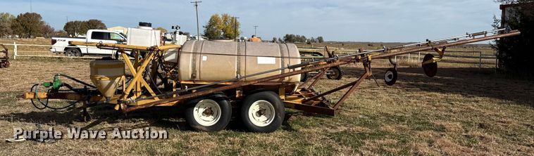 image for item EP0945 sprayer trailer
