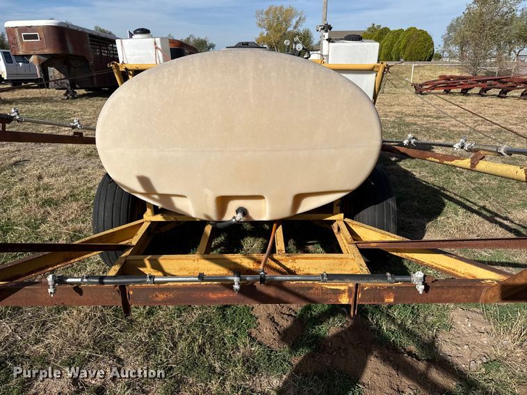 image for item EP0945 sprayer trailer